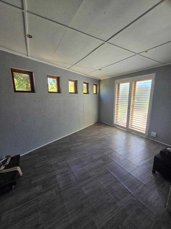 3 Bedroom Property for Sale in Monte Vista Western Cape